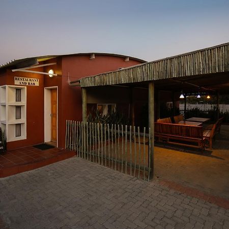 Mokoro Lodge Maun Ngoại thất bức ảnh